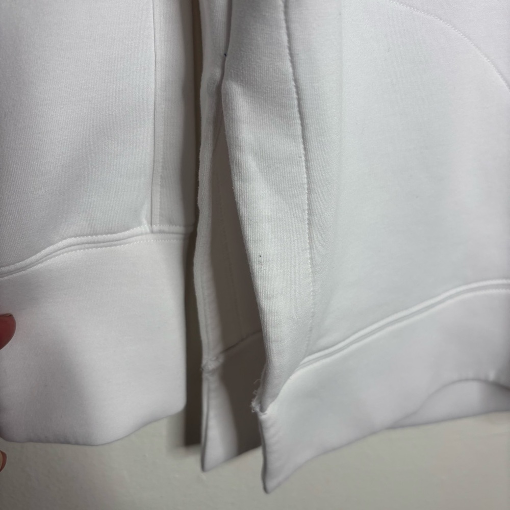White pullover Crewneck Sweatshirt with YPB Tag - Picture 9 of 12